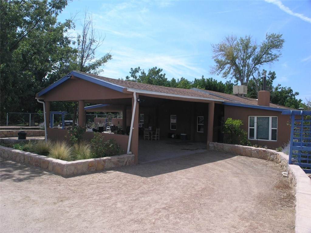 1717 Vinton Road - Photo 1