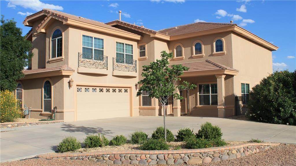 1068 Dona Beatriz Circle - Photo 1