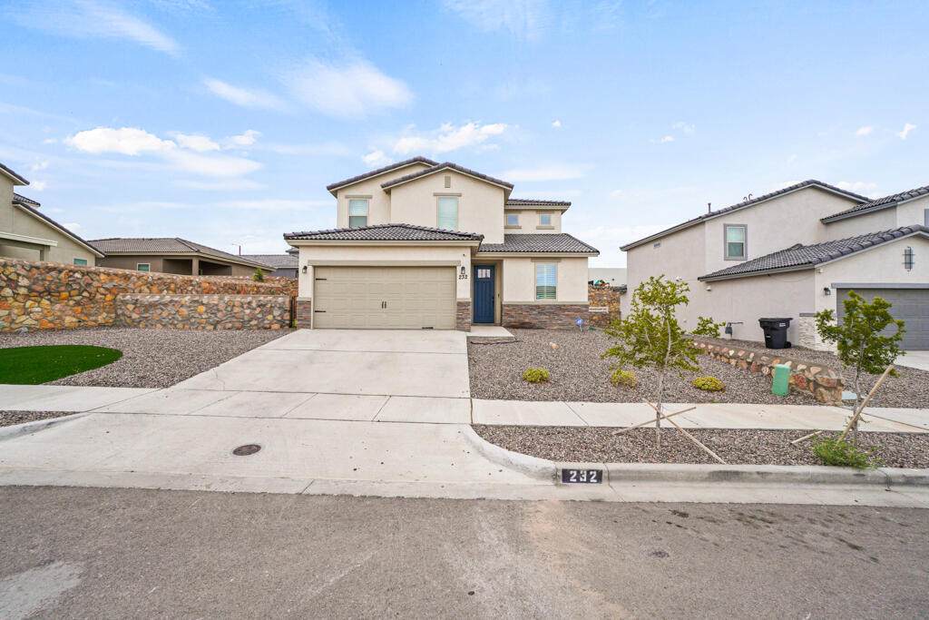 232 Ulshaw Street - Photo 1