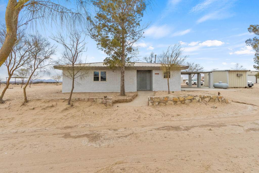 14425 Loop Drive - Photo 1