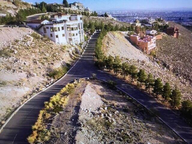 17 Apache Crest Drive - Photo 1