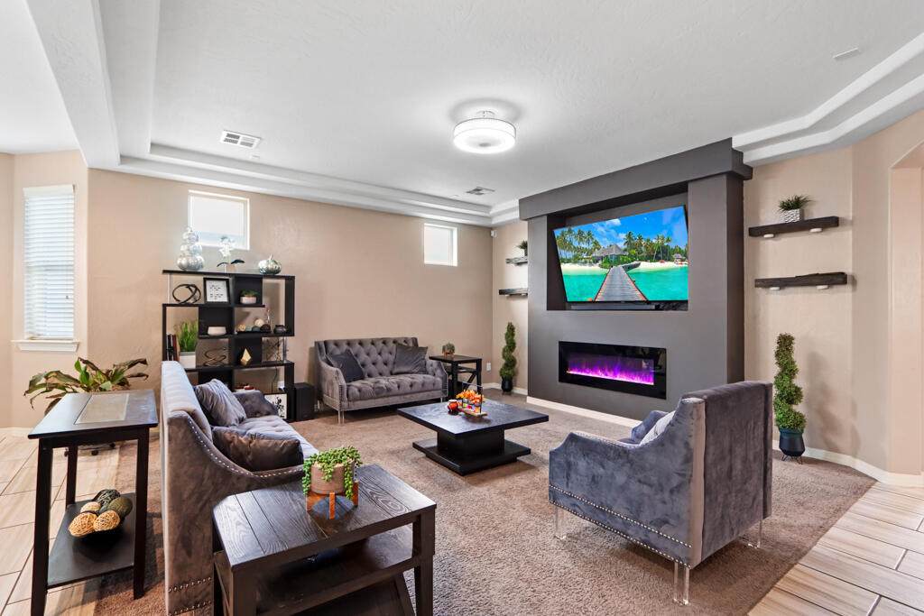 12668 Mary Ponce Way - Photo 1