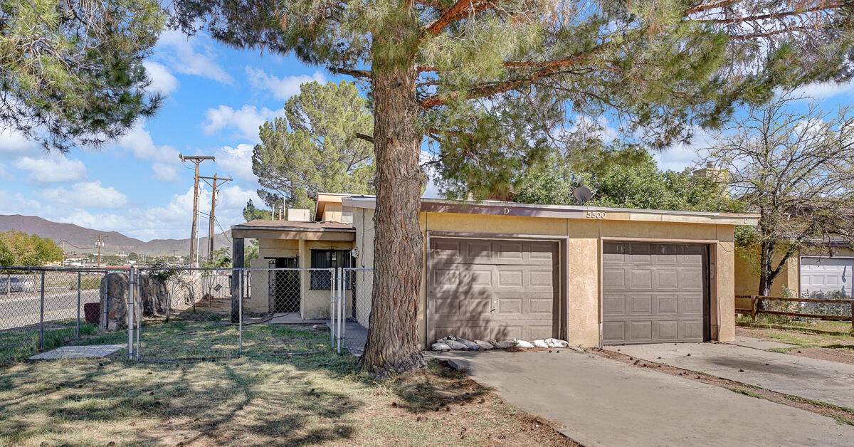 5500 Oakbriar Circle - Photo 1