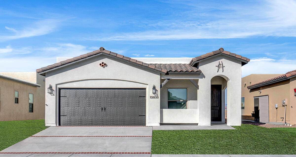 13813 Vicki Brewer Avenue - Photo 1