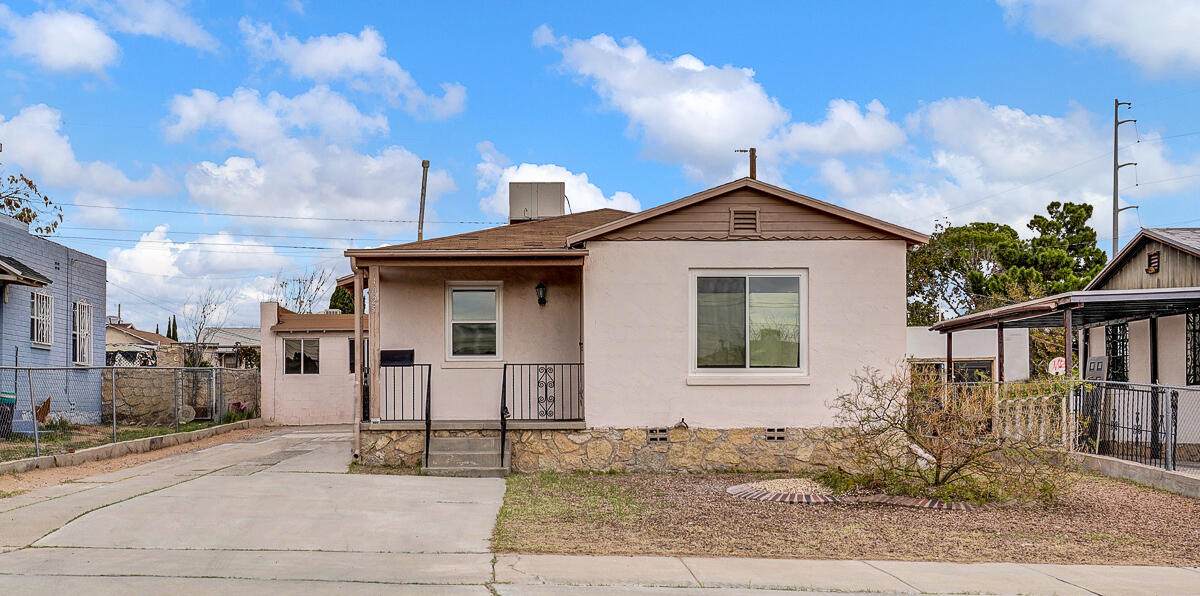 4025 Sacramento Avenue - Photo 1