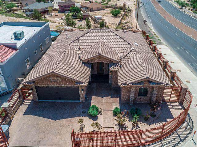 8400 Castner Drive - Photo 1