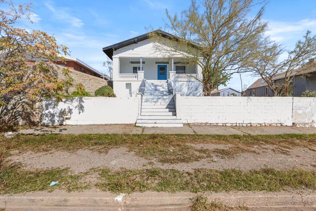 2109 Tremont Avenue - Photo 1