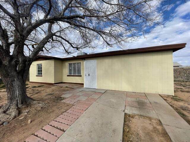 5005 Meade Court - Photo 1