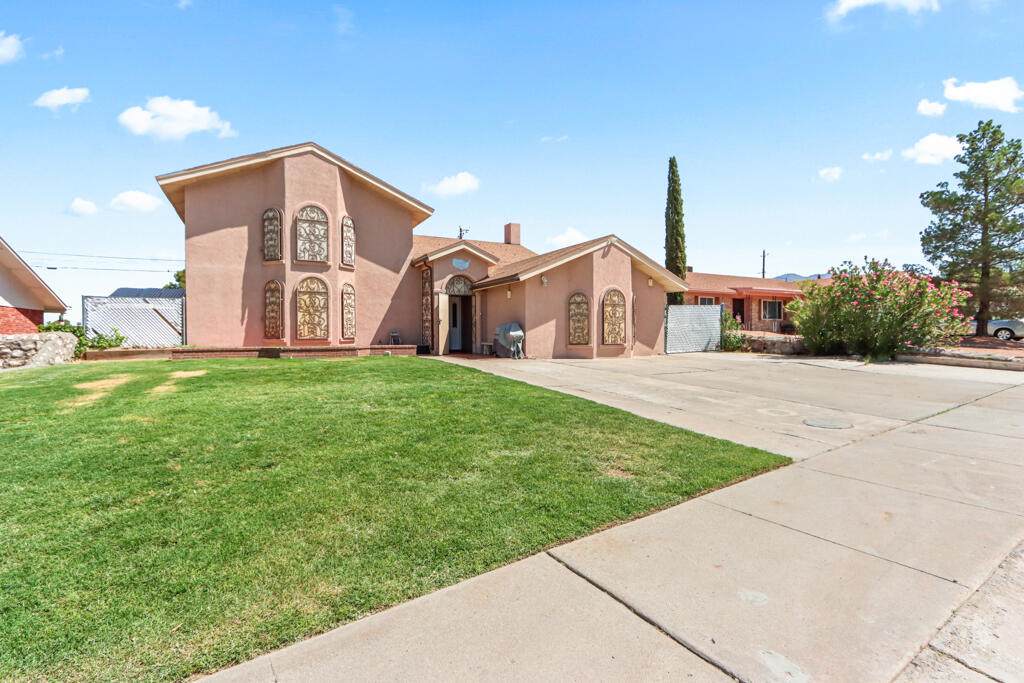 7316 Armistad Avenue - Photo 1