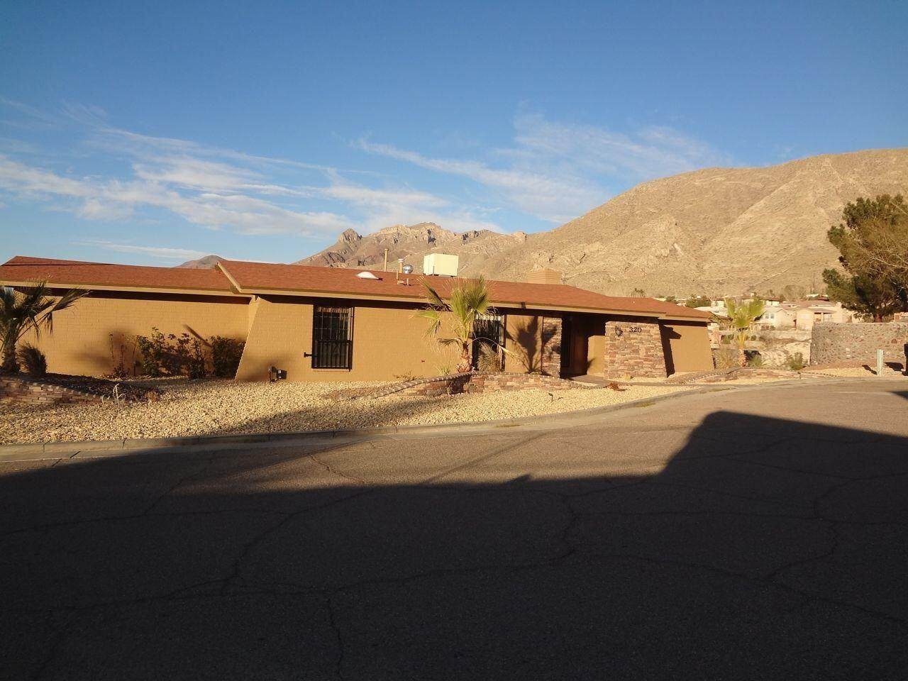 320 Barbaree Drive - Photo 1