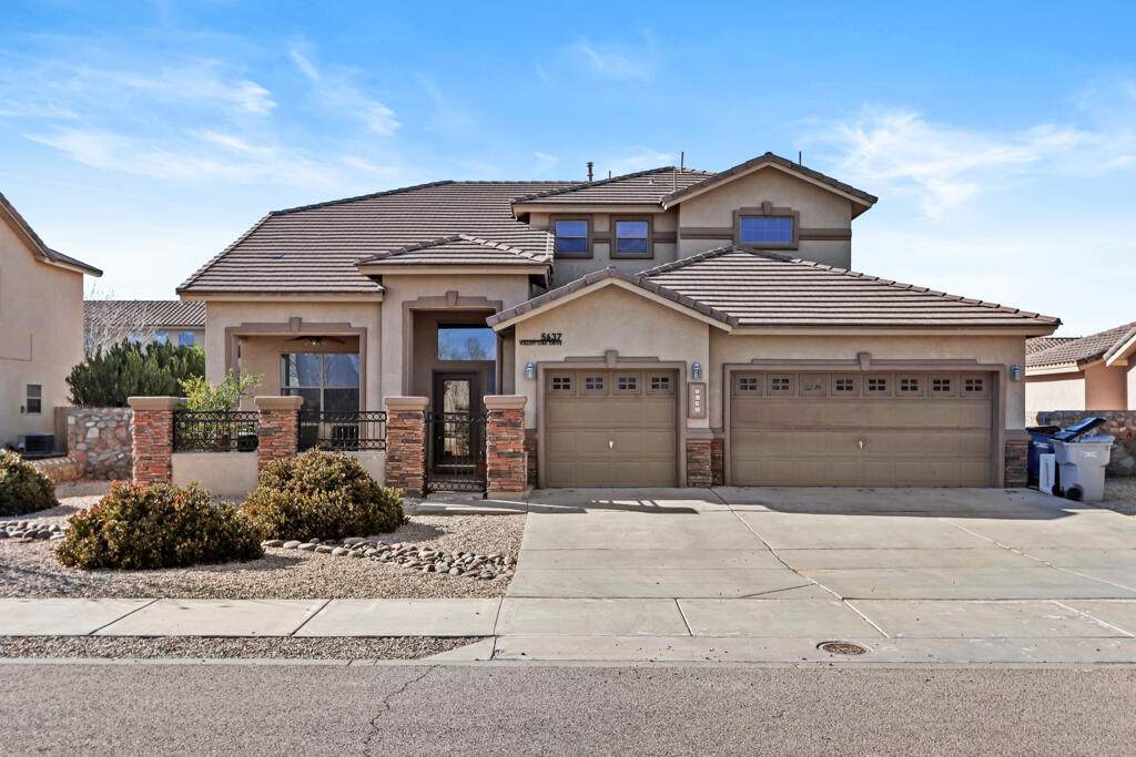 5637 Valley Oak Drive - Photo 1