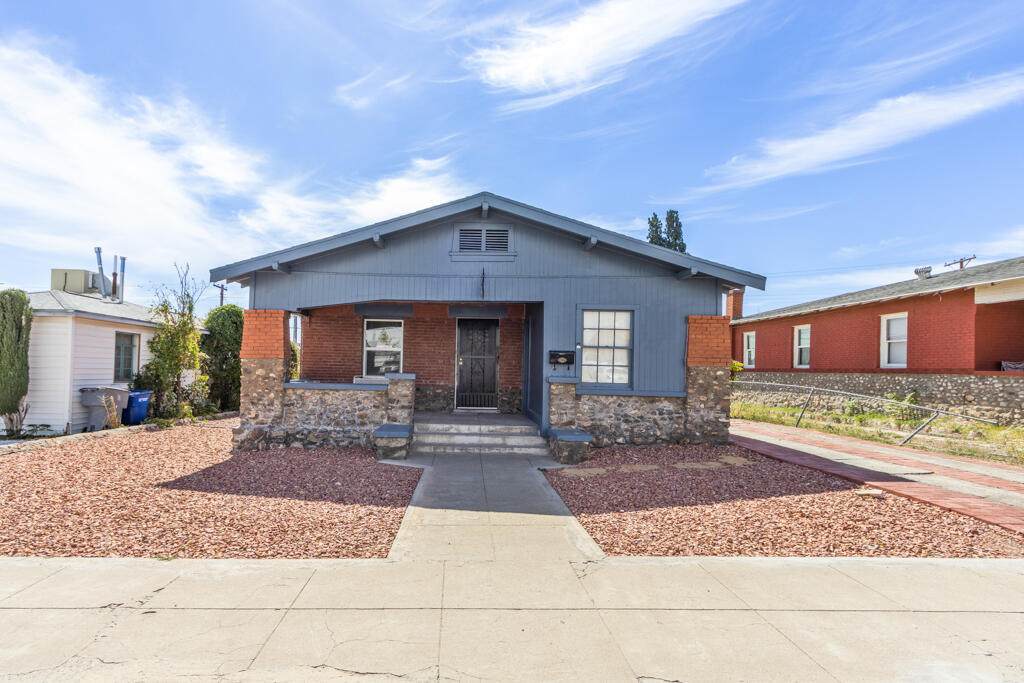 3918 Jackson Avenue - Photo 1