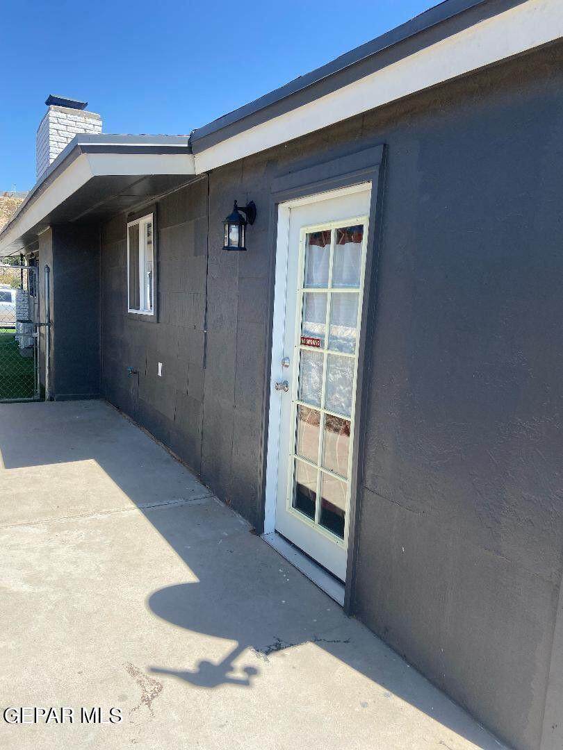 10008 Acer Avenue - Photo 1