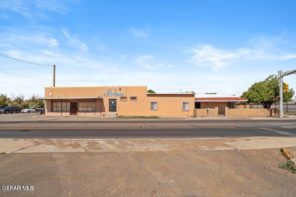 10104 Socorro Road - Photo 1