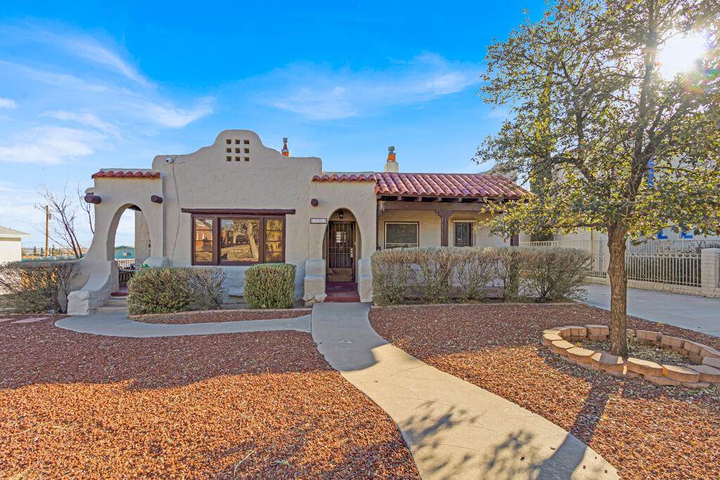 2708 Richmond Avenue - Photo 1