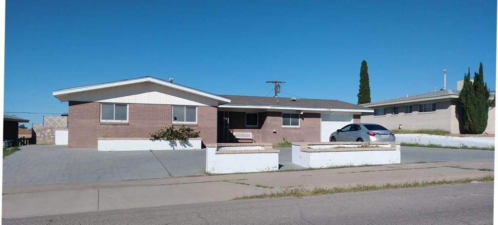 112 De Leon Drive - Photo 1