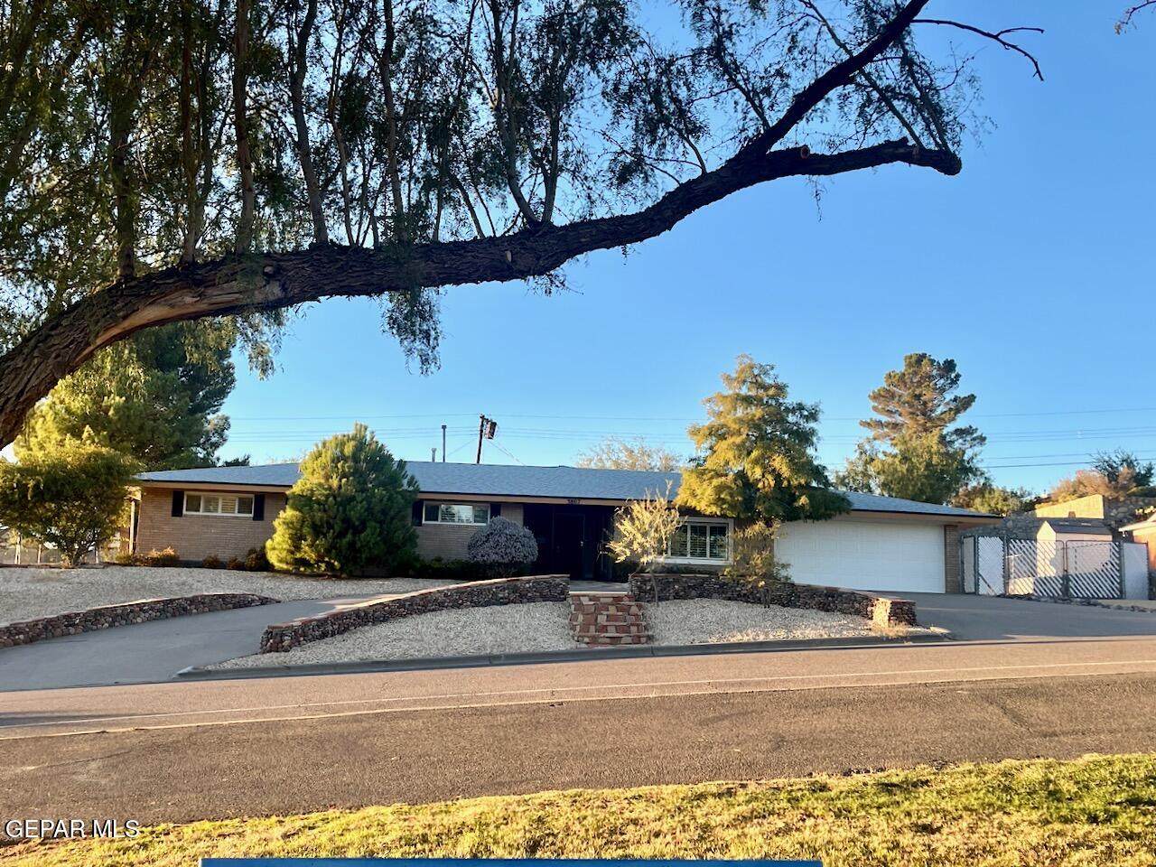 3807 Okeefe Drive - Photo 1