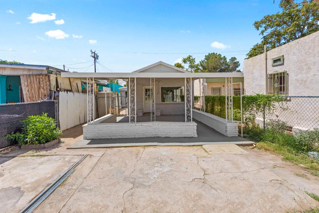 3320 Pera Avenue - Photo 1