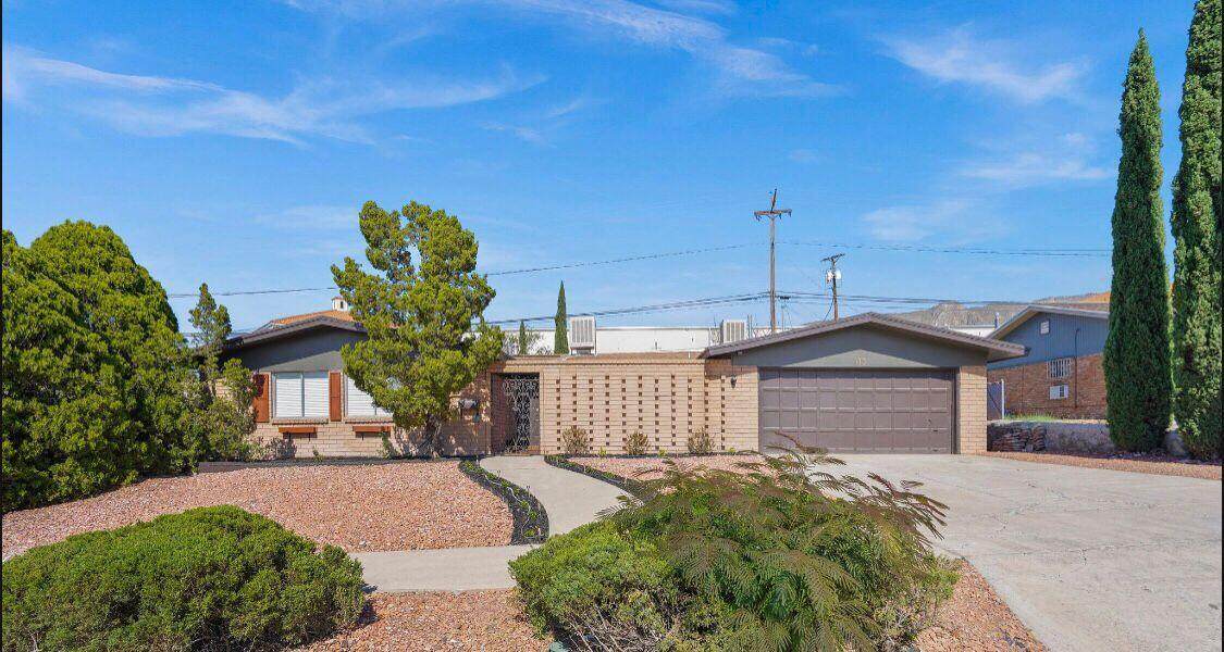 113 Clairemont Road - Photo 1