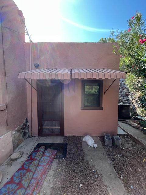 704 Wellesley Road - Photo 1