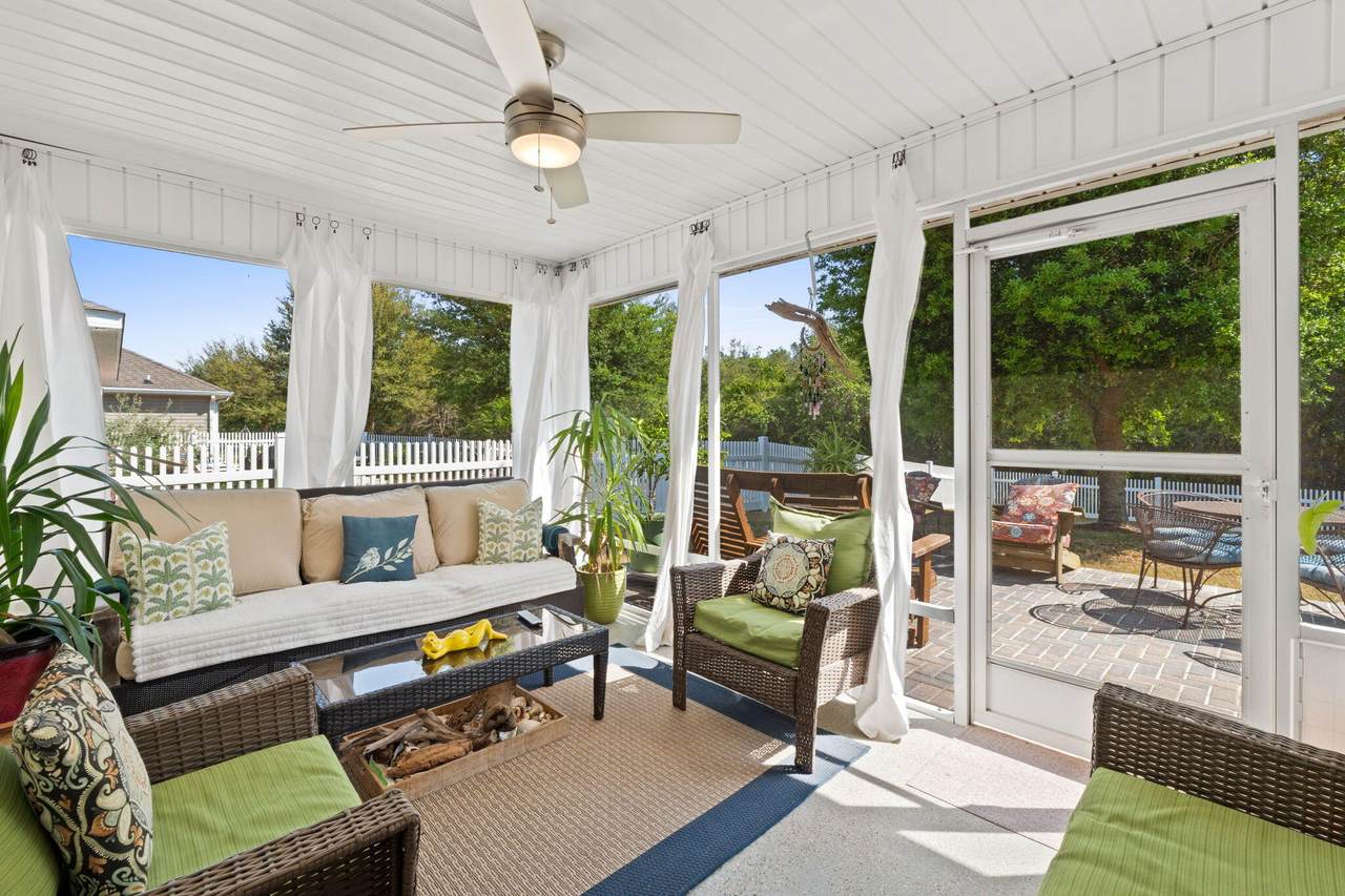 587 Fanny Ann Way - Photo 1