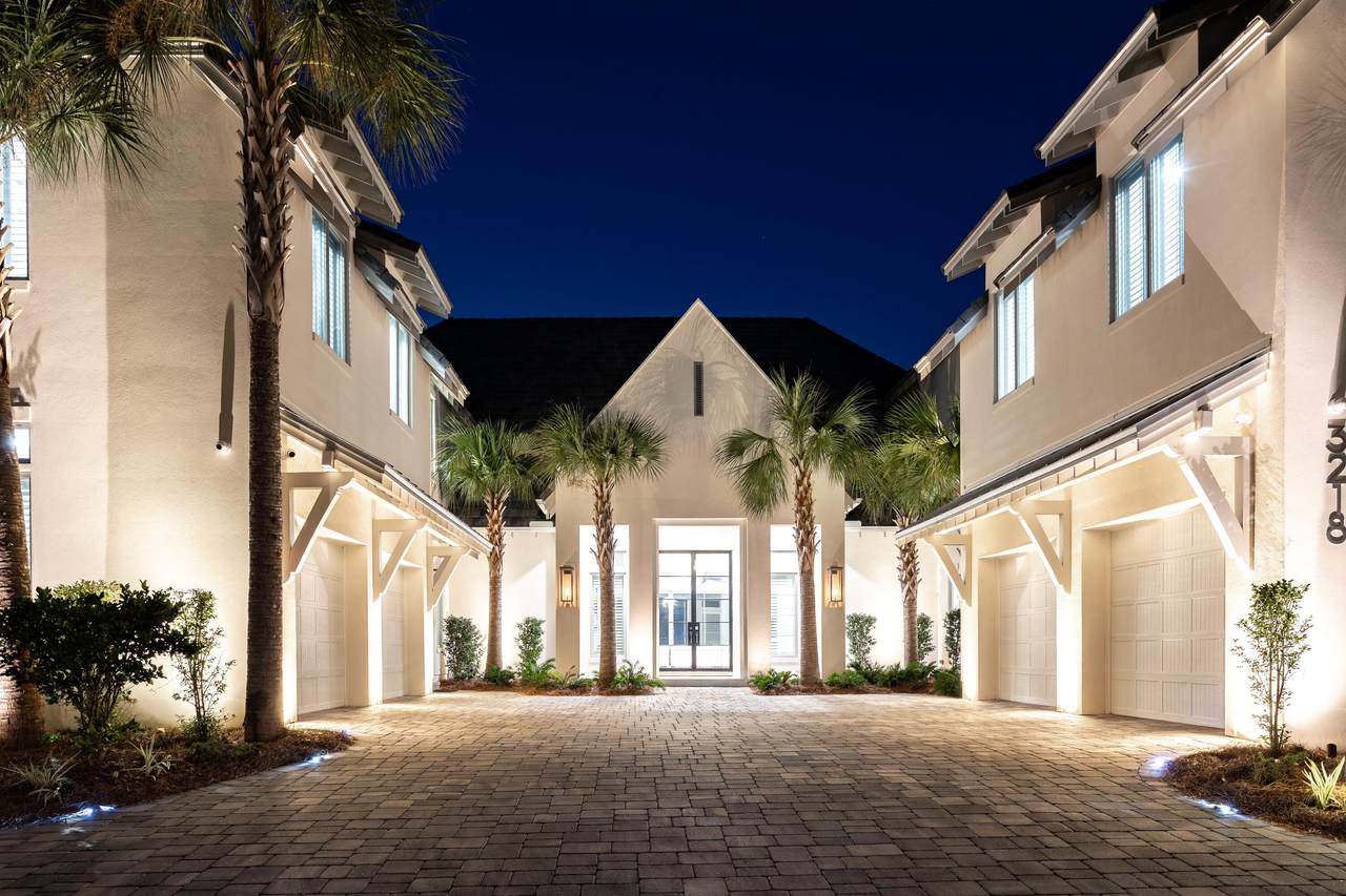 3218 Bay Estates Circle - Photo 1