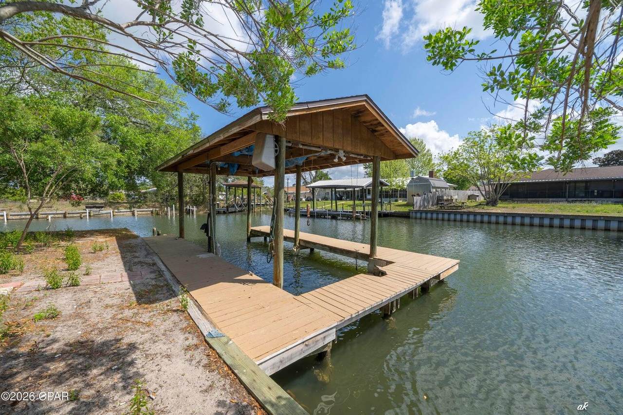 1311 Capri Drive - Photo 1
