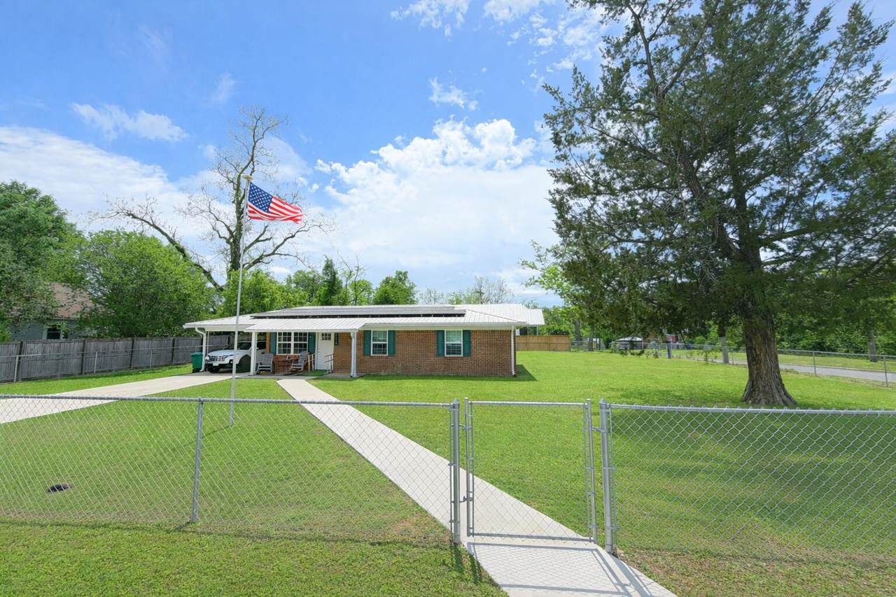 4479 Marion Street - Photo 1