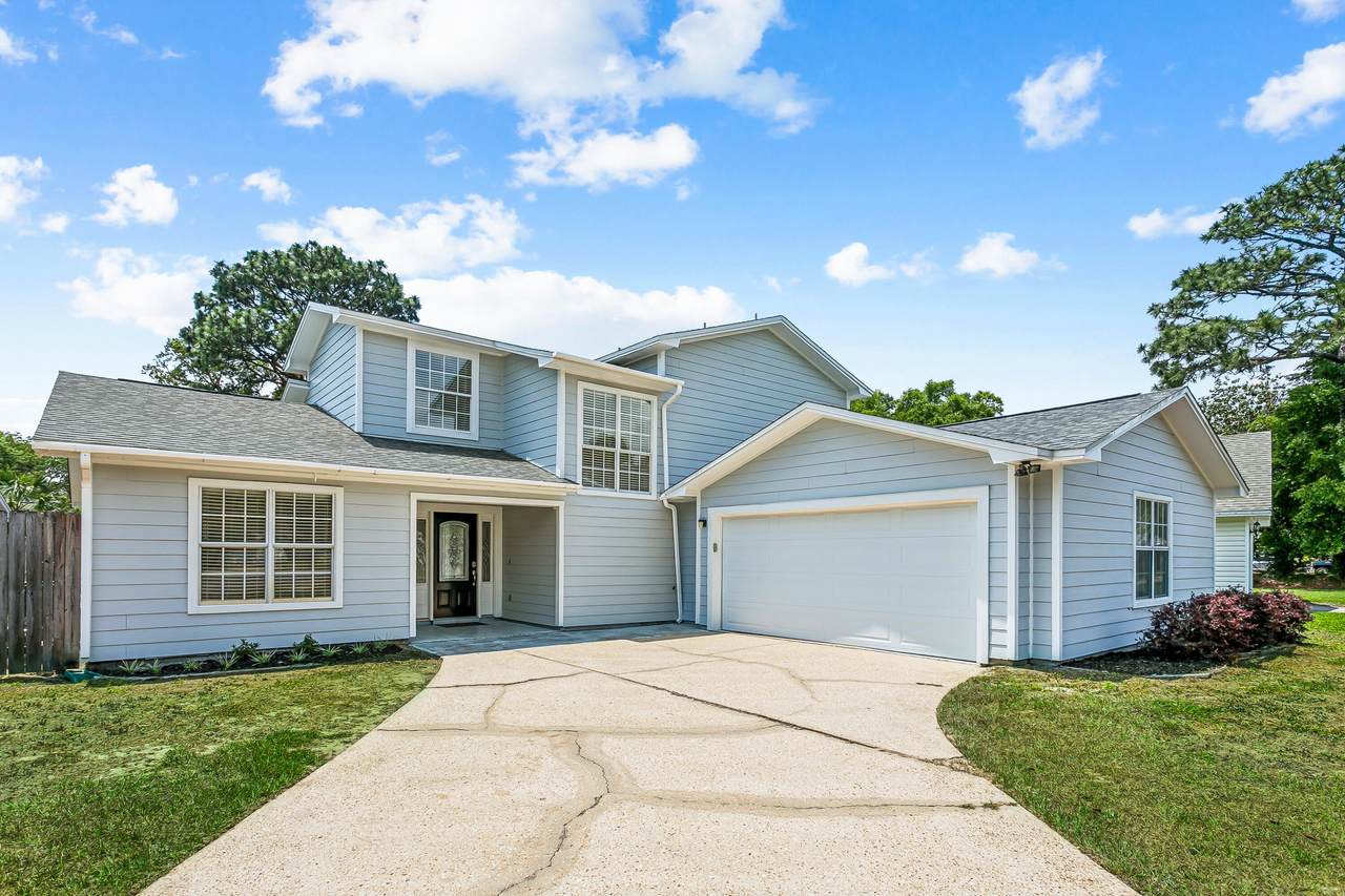 200 Brook Court - Photo 1
