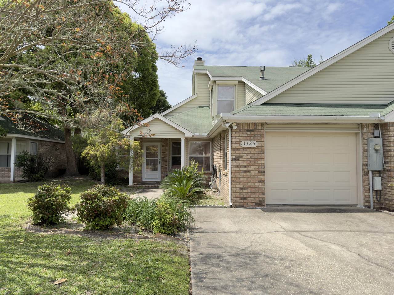 1325 White Blossom Lane - Photo 1