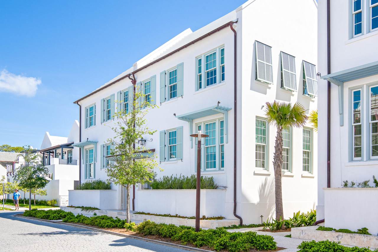 50 Sea Garden Street - Photo 1