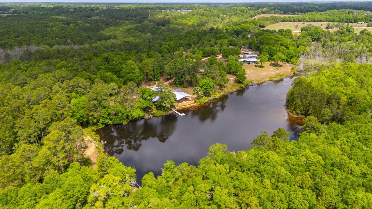 5371 Hilton Road - Photo 1