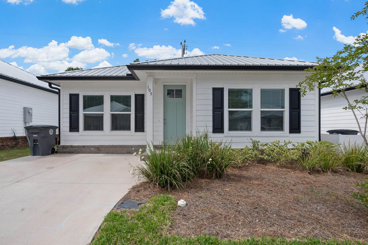 105 Penny Lane - Photo 1