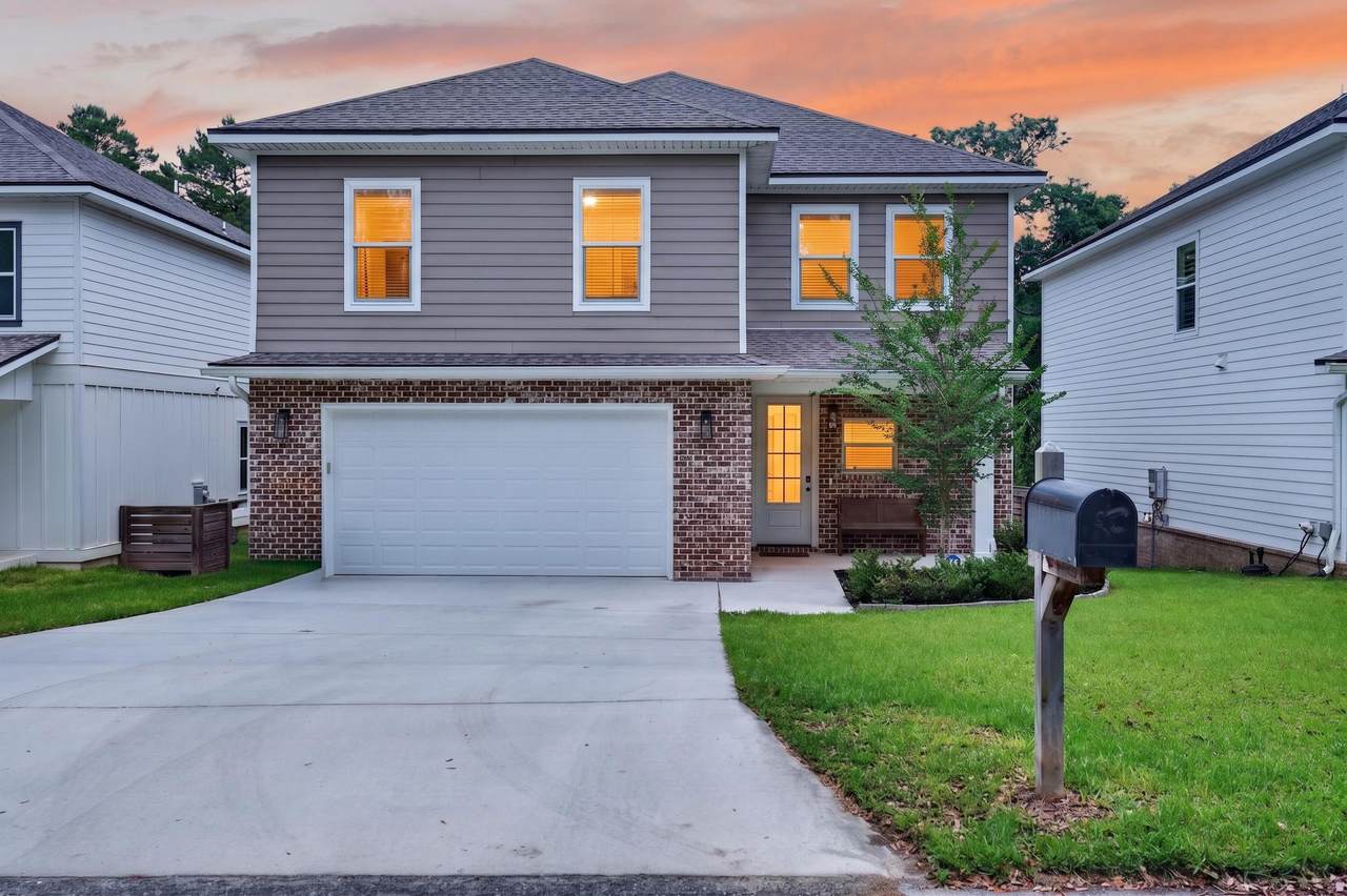 604 Ivy Avenue - Photo 1