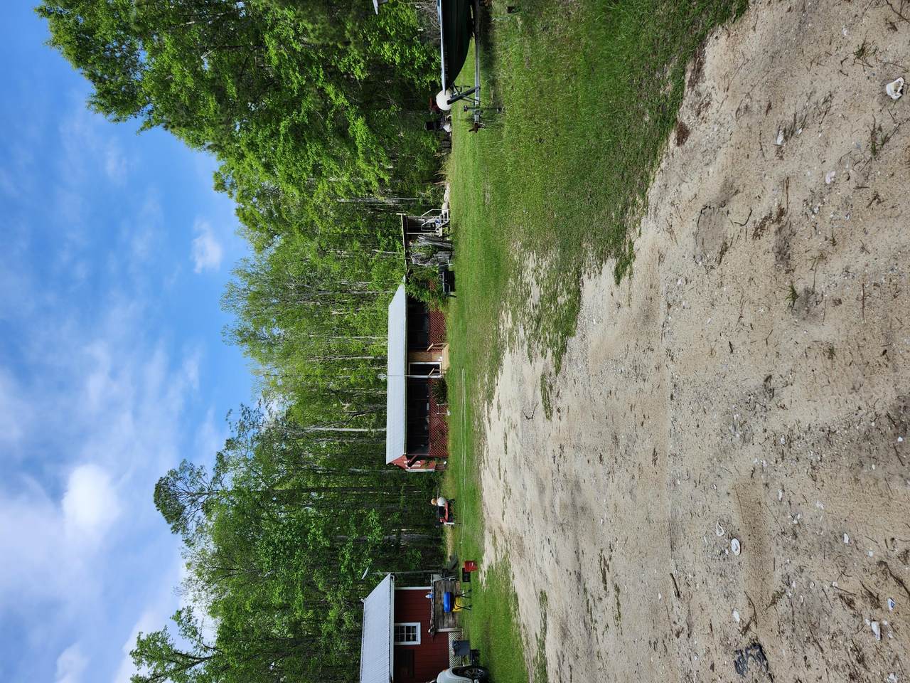 402 Smokehouse Lake Road - Photo 1