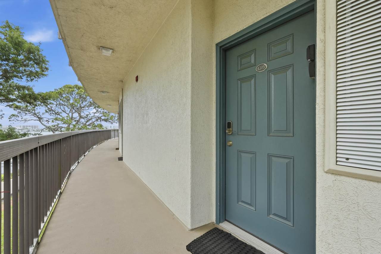 214 Miracle Strip Parkway - Photo 1