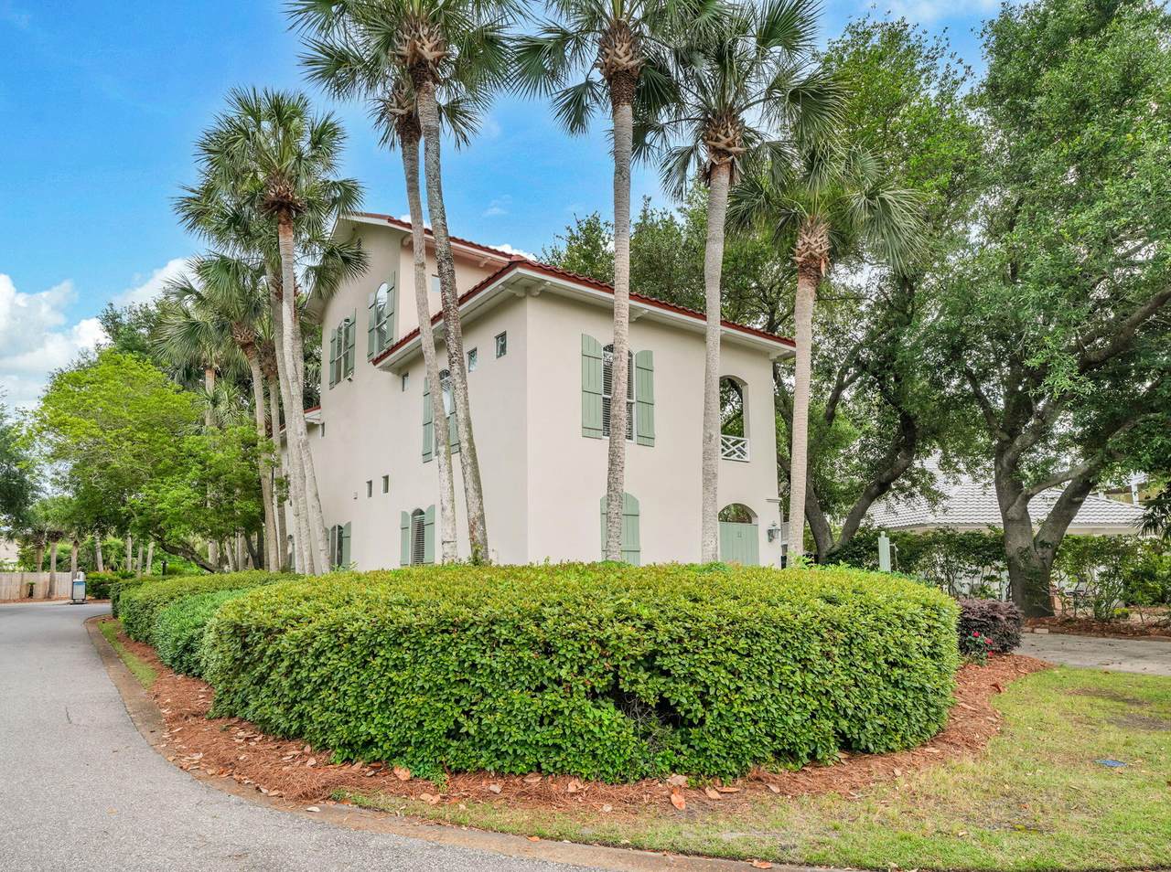 11 Topaz Cove - Photo 1