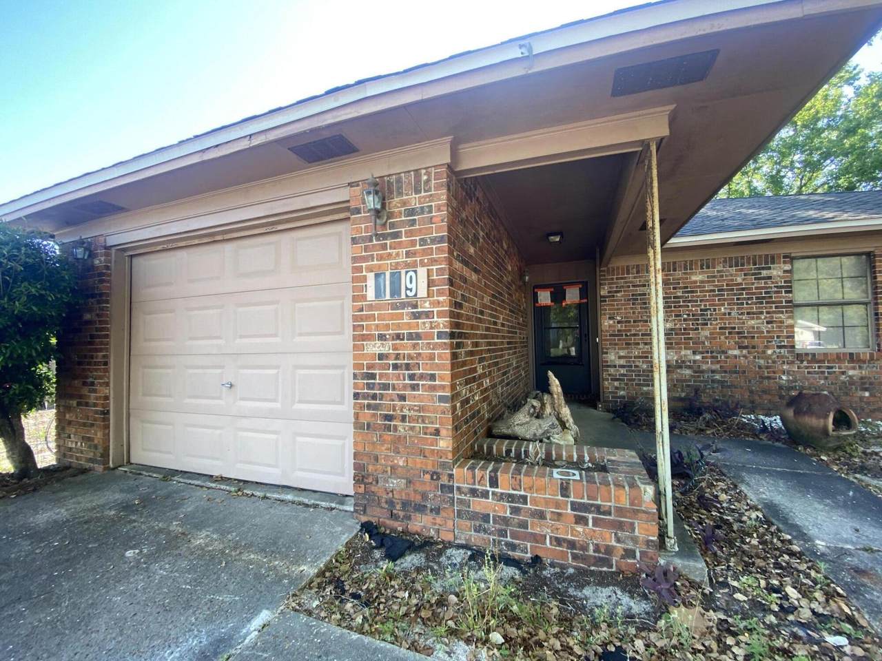 119 Escanaba Avenue - Photo 1