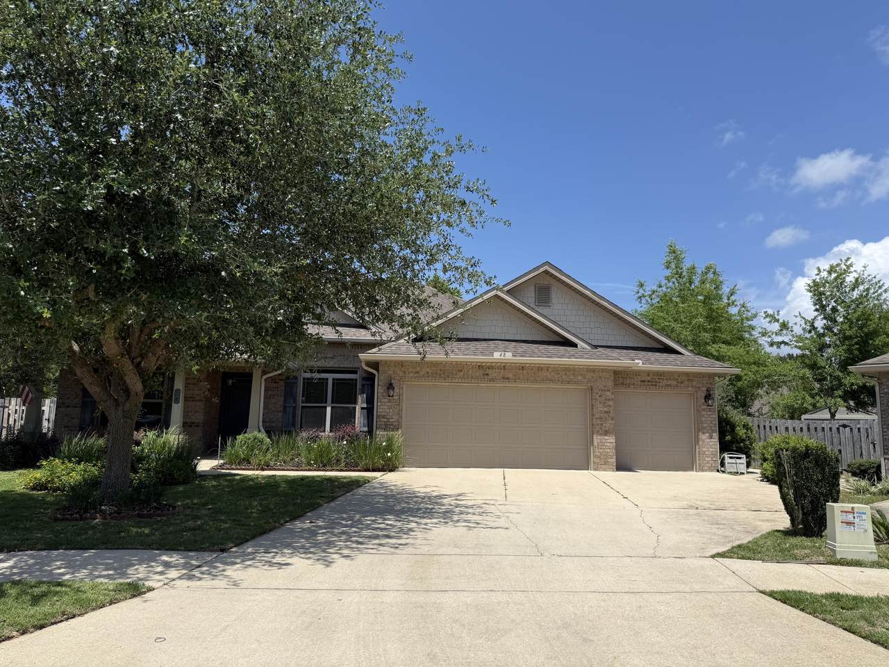 48 Madiera Drive - Photo 1