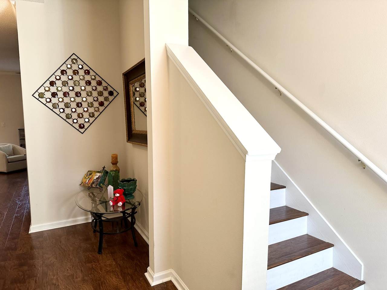 https://bt-photos.global.ssl.fastly.net/emerald/1280_boomver_1_1002547-2.jpg
