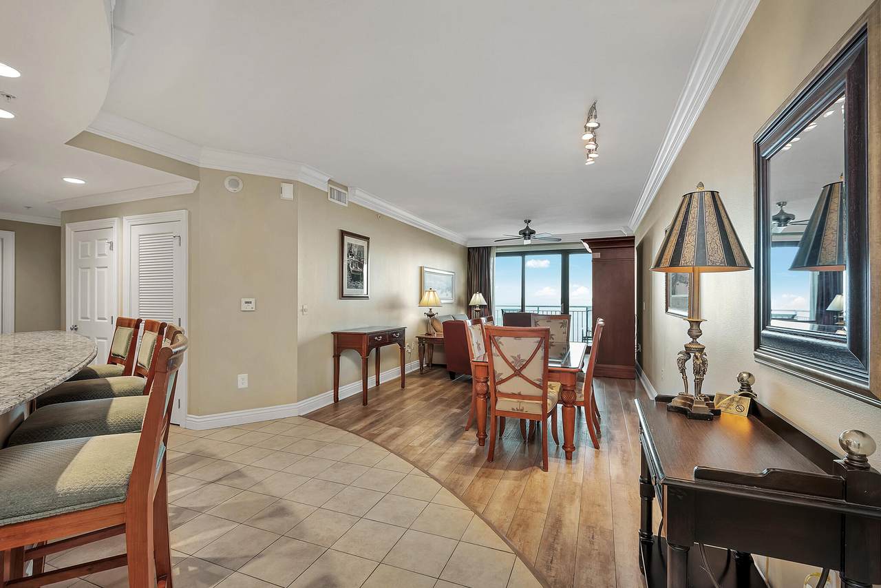 10 Harbor Boulevard - Photo 1