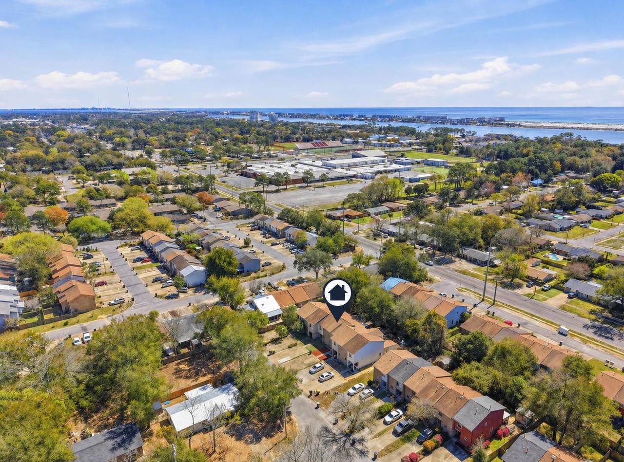 13 Poulton Drive - Photo 1