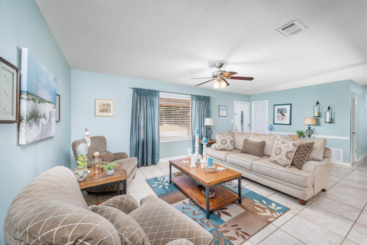 6353 Starhill Drive - Photo 1