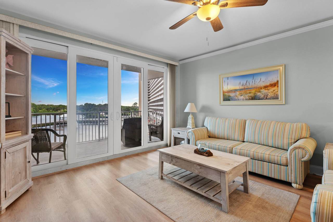 9902 Thomas Drive - Photo 1