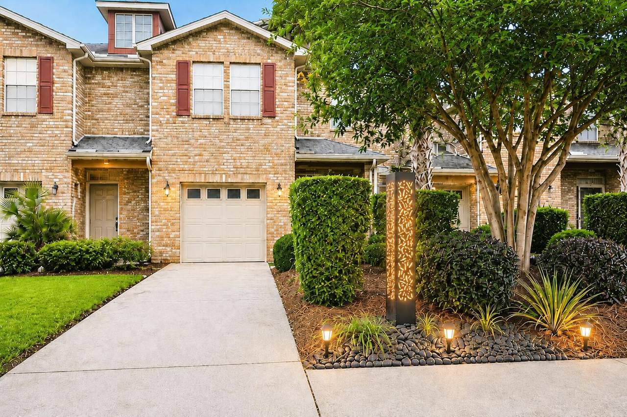 8862 Brown Pelican Circle - Photo 1