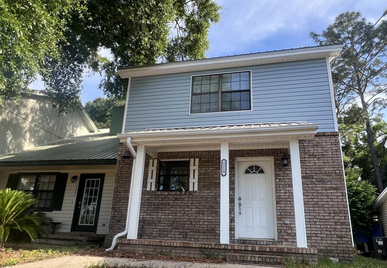 1219 Walter Avenue - Photo 1