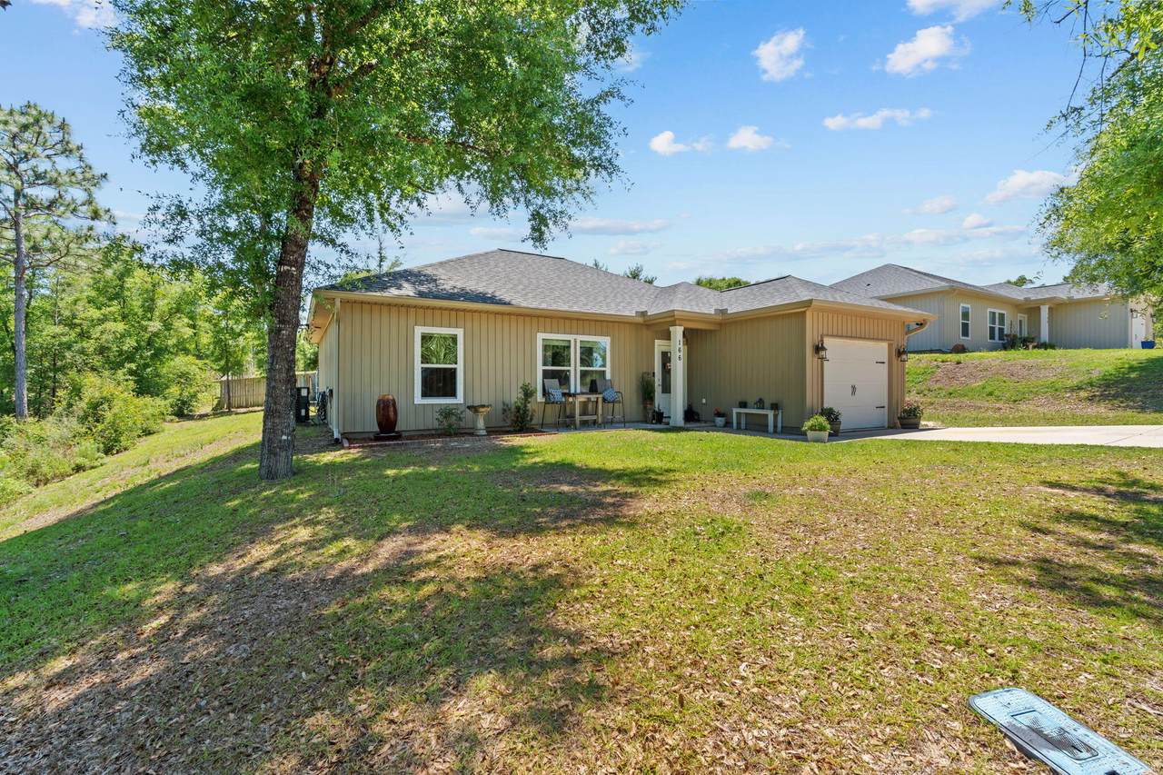 166 Hibiscus Avenue - Photo 1