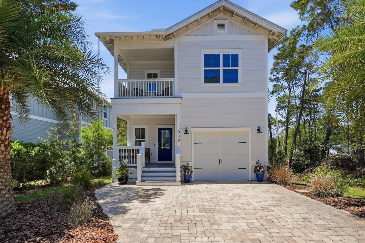 338 Grande Pointe Circle - Photo 1