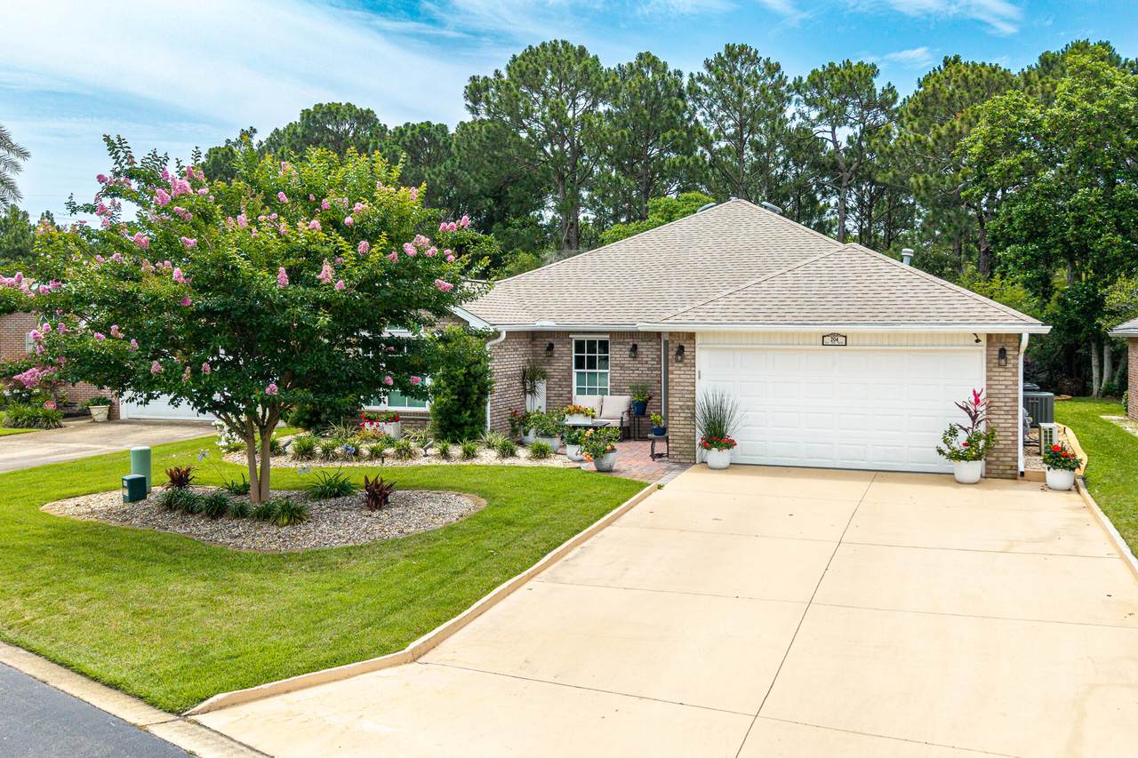 204 Bay Tree Drive - Photo 1