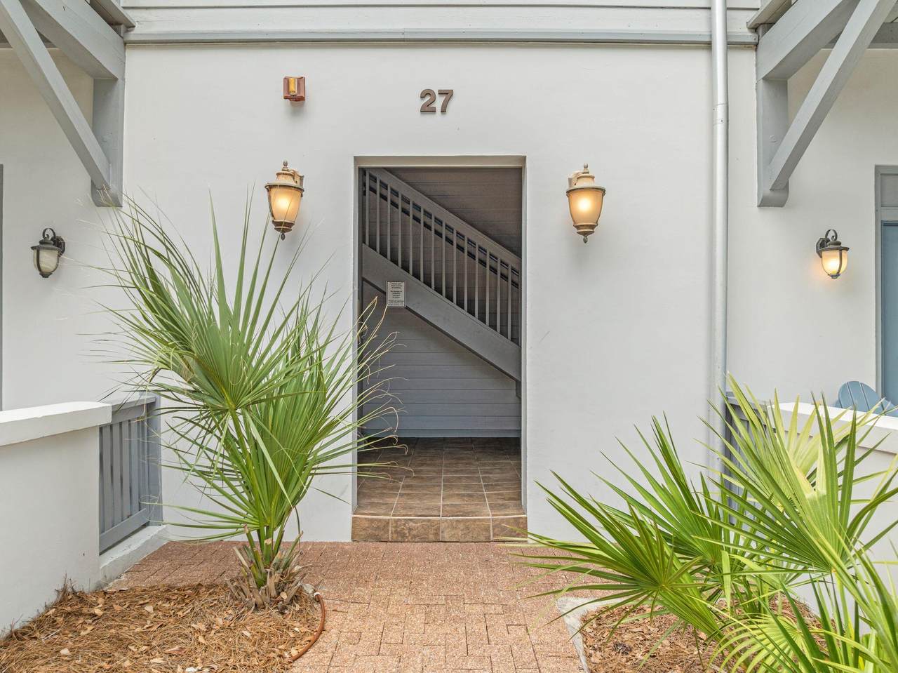 27 St Augustine Street - Photo 1
